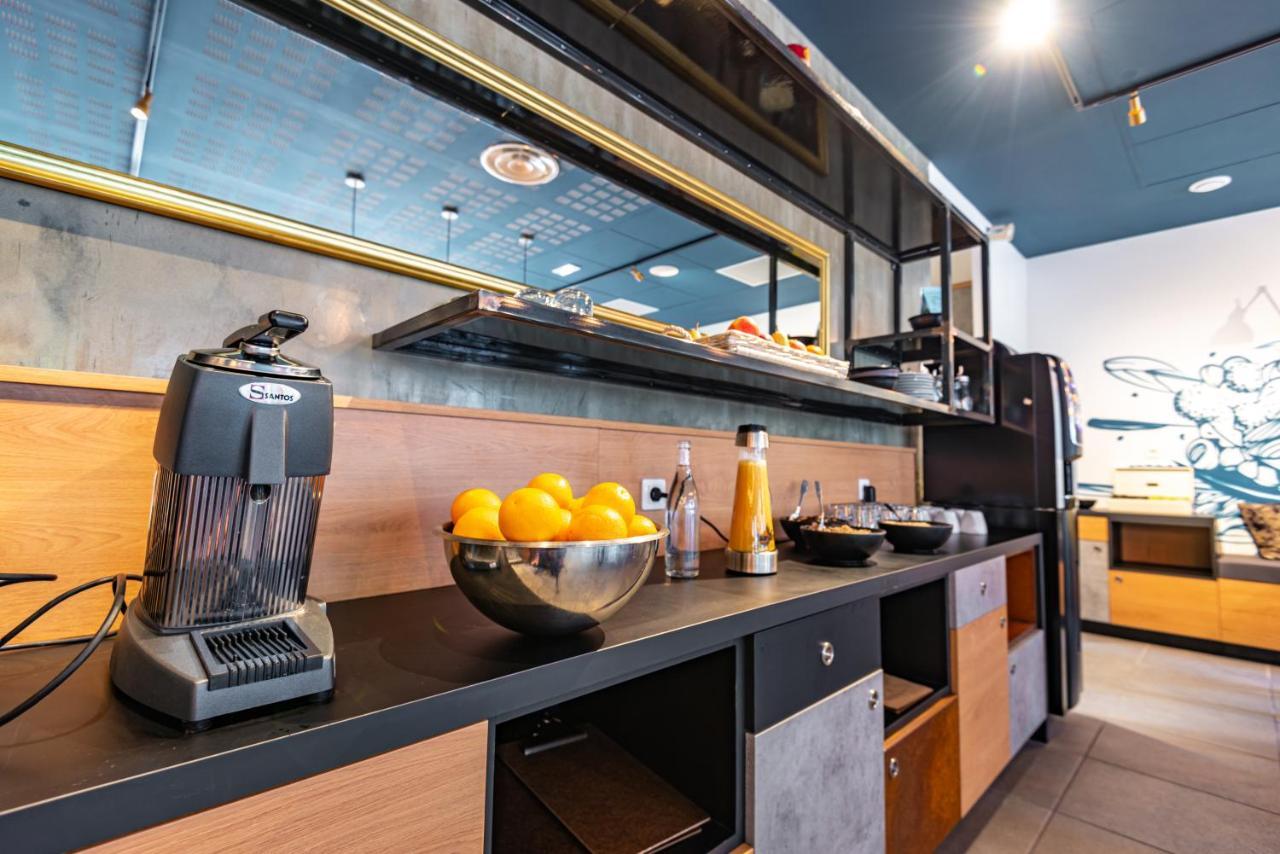 Hostel Le Hueb Grenoble Esterno foto